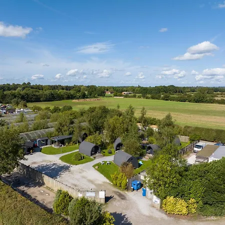 The Little Hide - Adult Only Pods