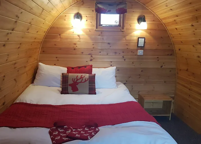 The Little Hide - Adult Only Pods