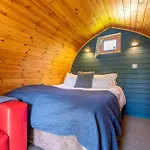 The Little Hide - Adult Only Pods York