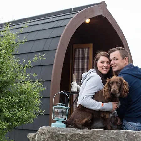 The Little Hide - Adult Only Pods Apartment