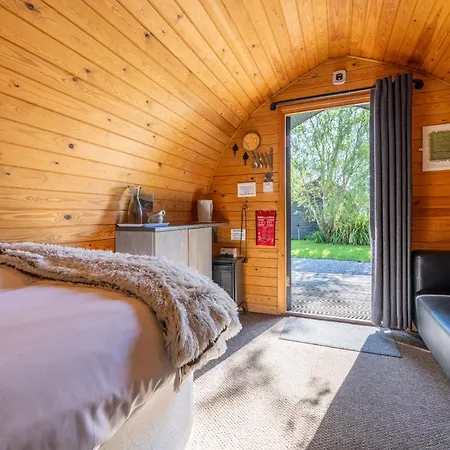 The Little Hide - Adult Only Pods *
