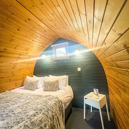 The Little Hide - Adult Only Pods Hotel York