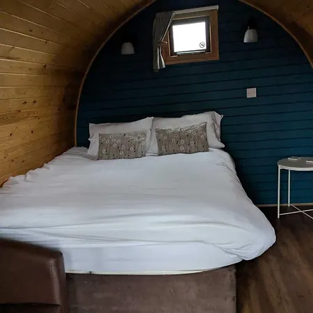 The Little Hide - Adult Only Pods *