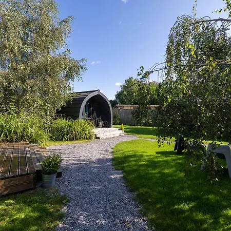 The Little Hide - Adult Only Pods 3* יורק