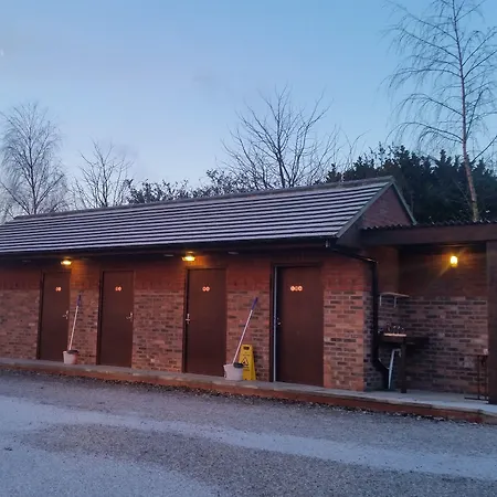 The Little Hide - Adult Only Pods Otel York