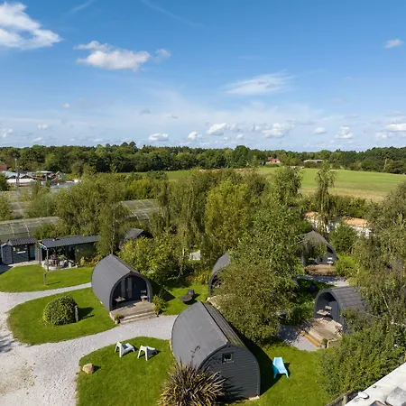 The Little Hide - Adult Only Pods Otel 3*