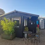 The Little Hide - Adult Only Pods Hotel