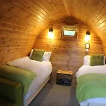 The Little Hide - Adult Only Pods 3*